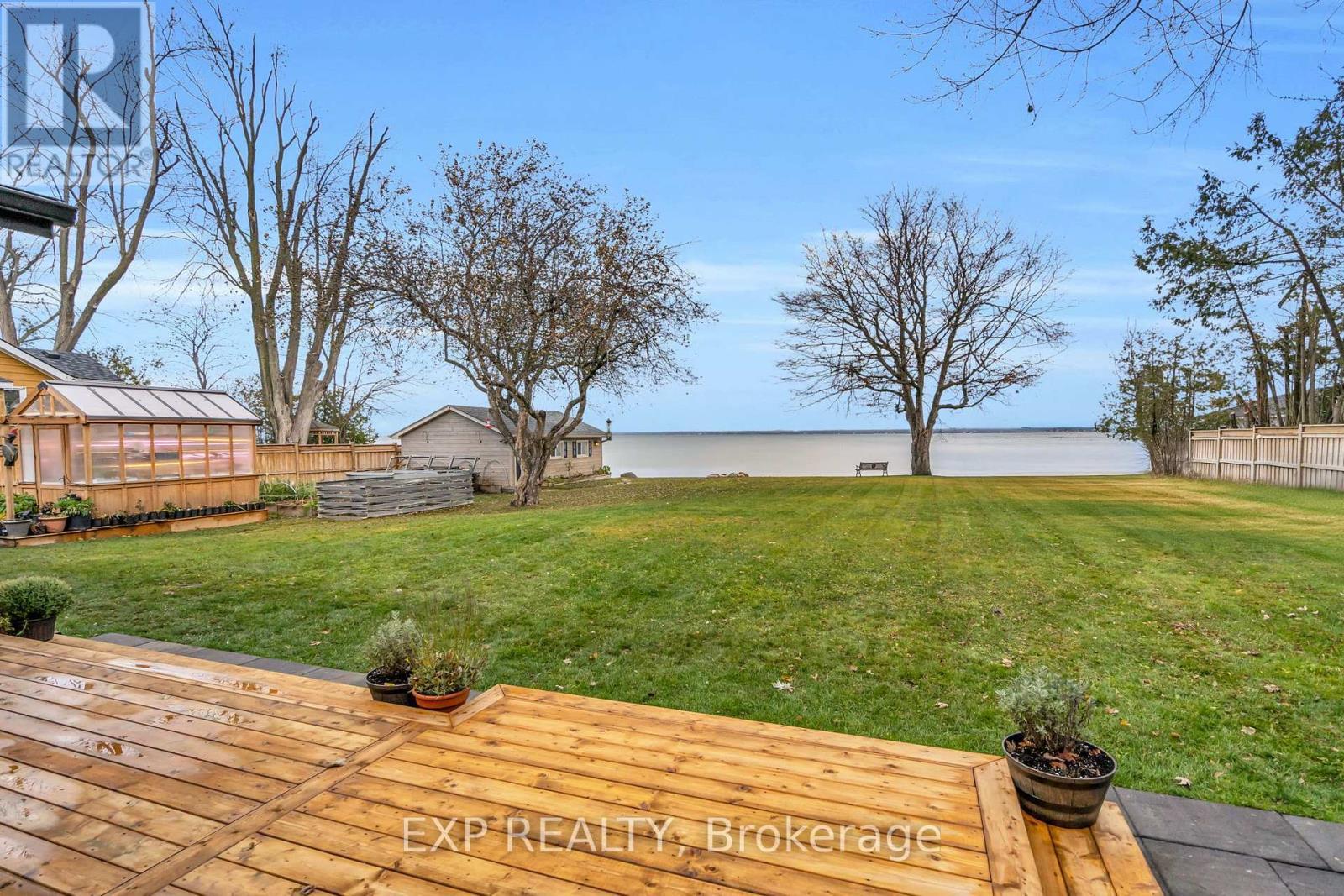 621 Duclos Point Road, Georgina, ON - Outdoor With Deck Patio Veranda