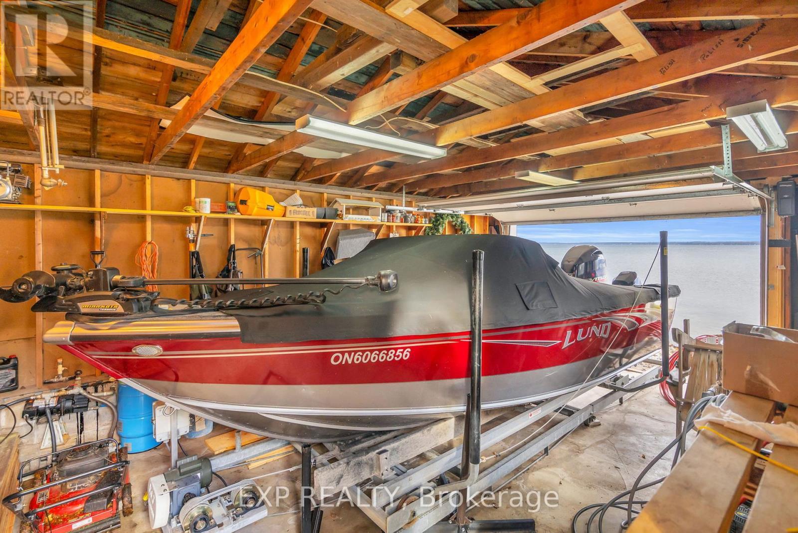 621 Duclos Point Road, Georgina, ON - Indoor Photo Showing Basement