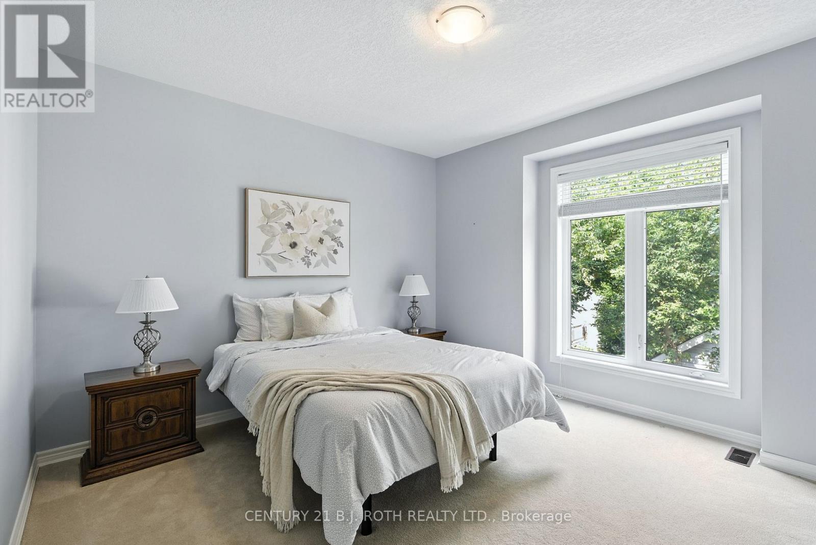 8 Canterbury Circle, Orillia, ON - Indoor Photo Showing Bedroom