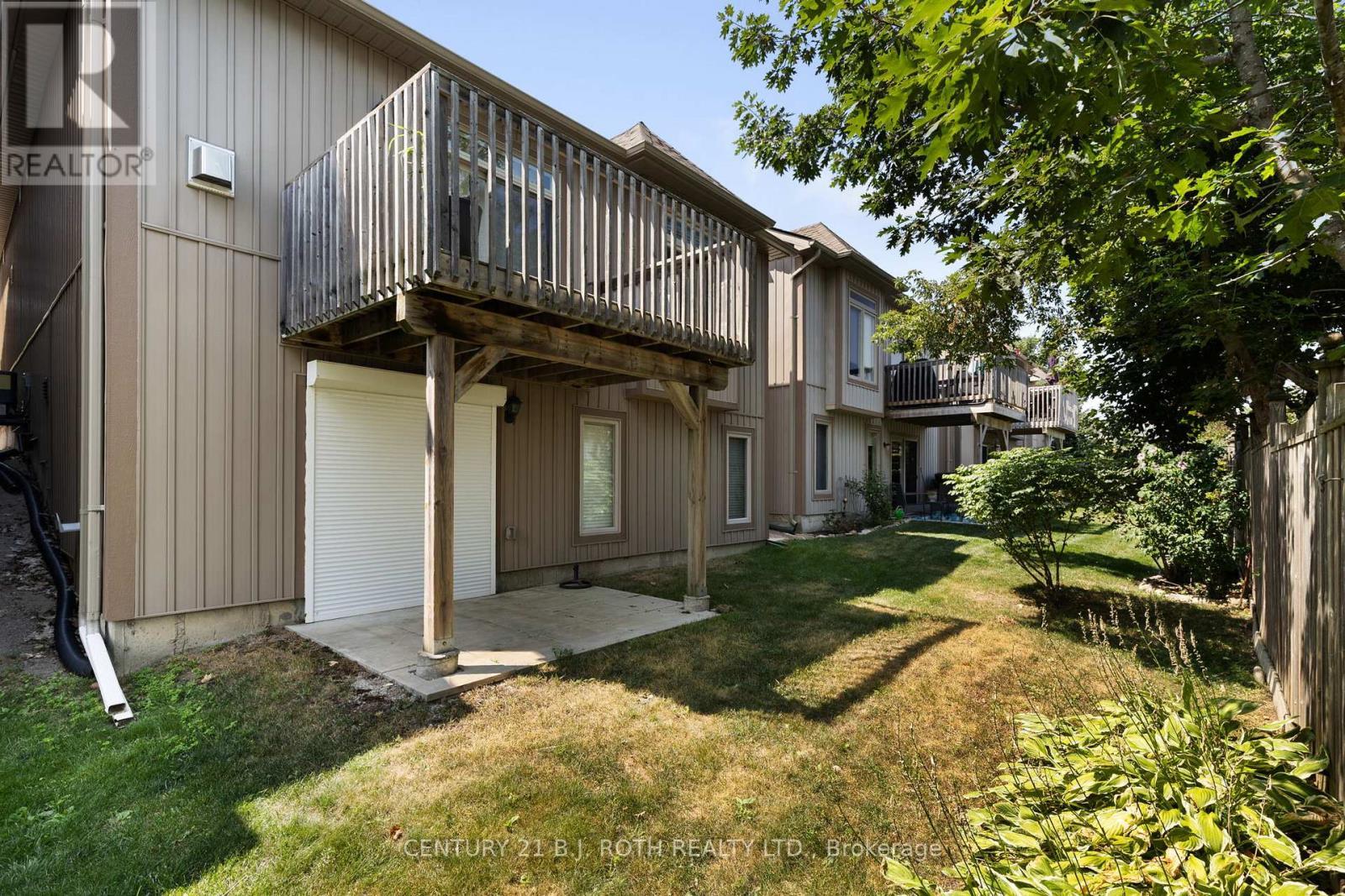 8 Canterbury Circle, Orillia, ON - Outdoor With Exterior