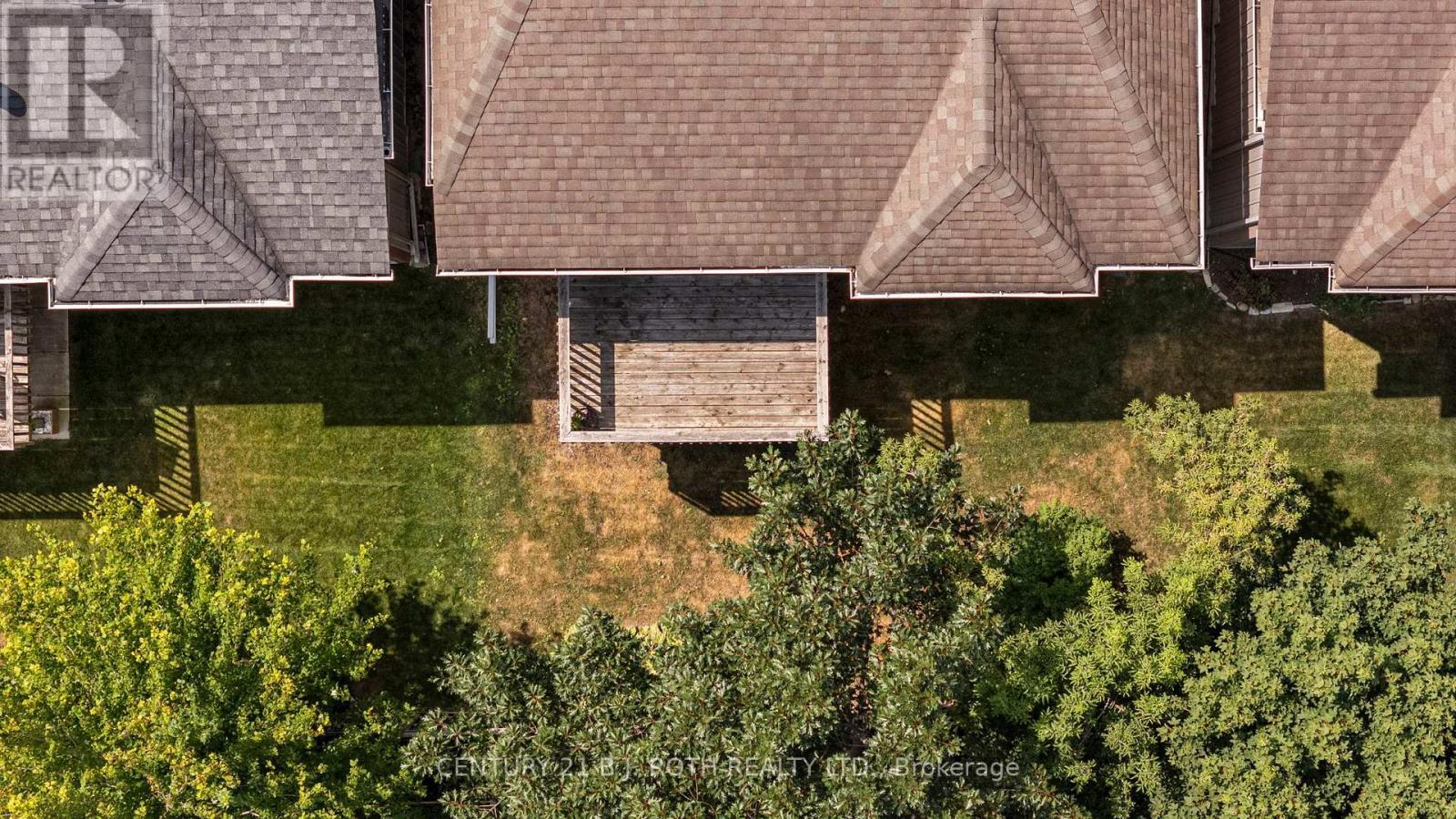 8 Canterbury Circle, Orillia, ON - Outdoor