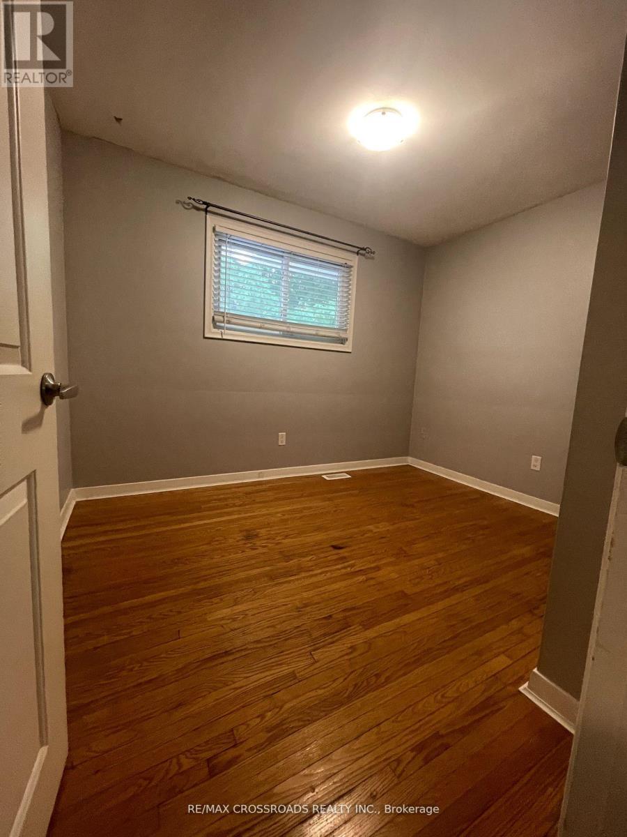 Upper - 89 Ottaway Avenue, Barrie, ON - Indoor Photo Showing Other Room
