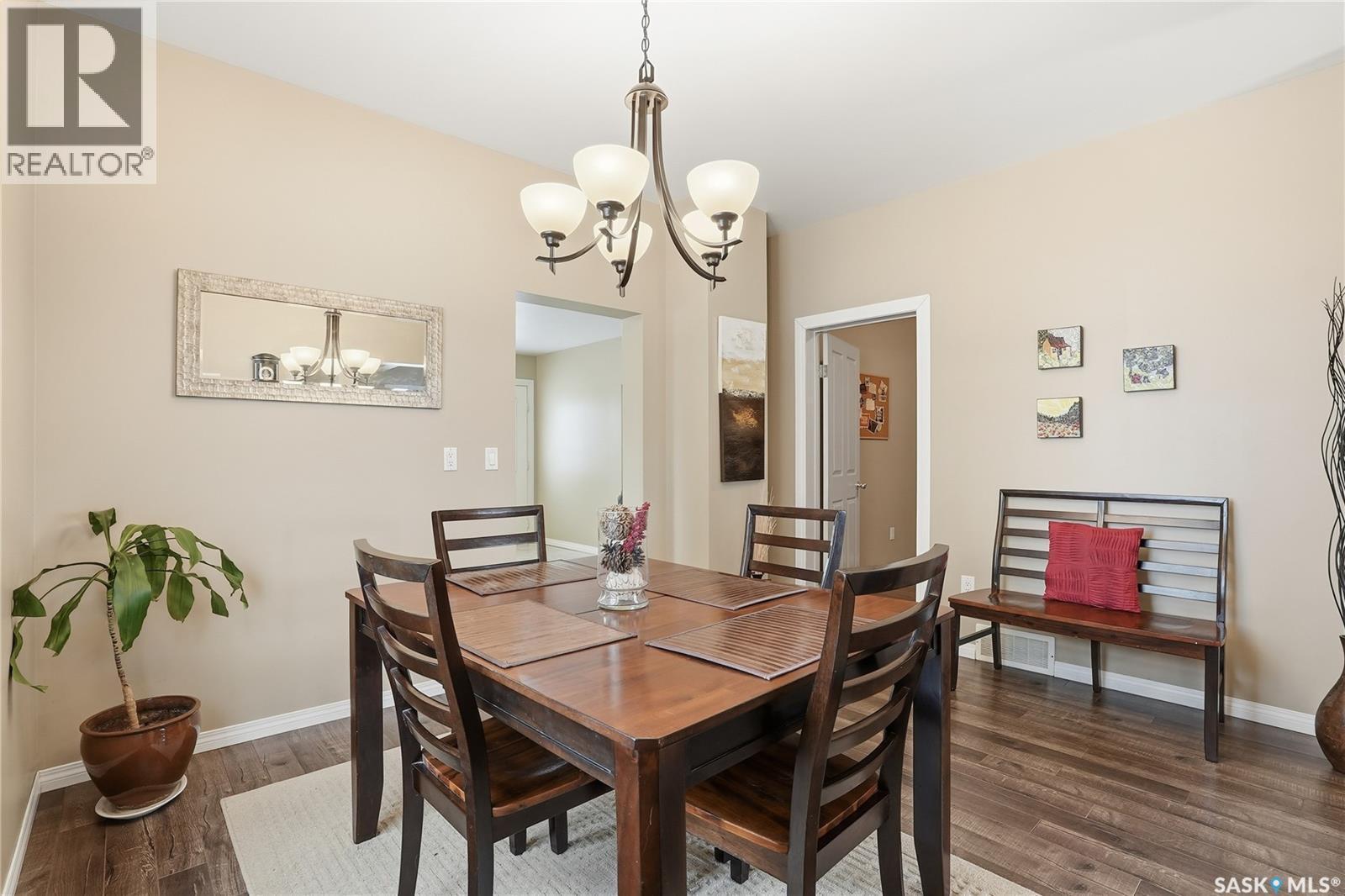 203 6Th Avenue S, Warman, SK - Indoor Photo Showing Dining Room