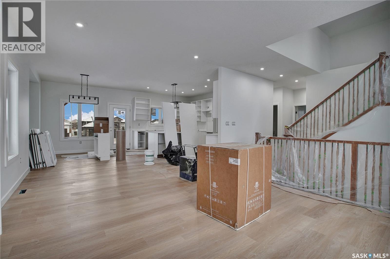 614 Casper Cove, Warman, SK - Indoor