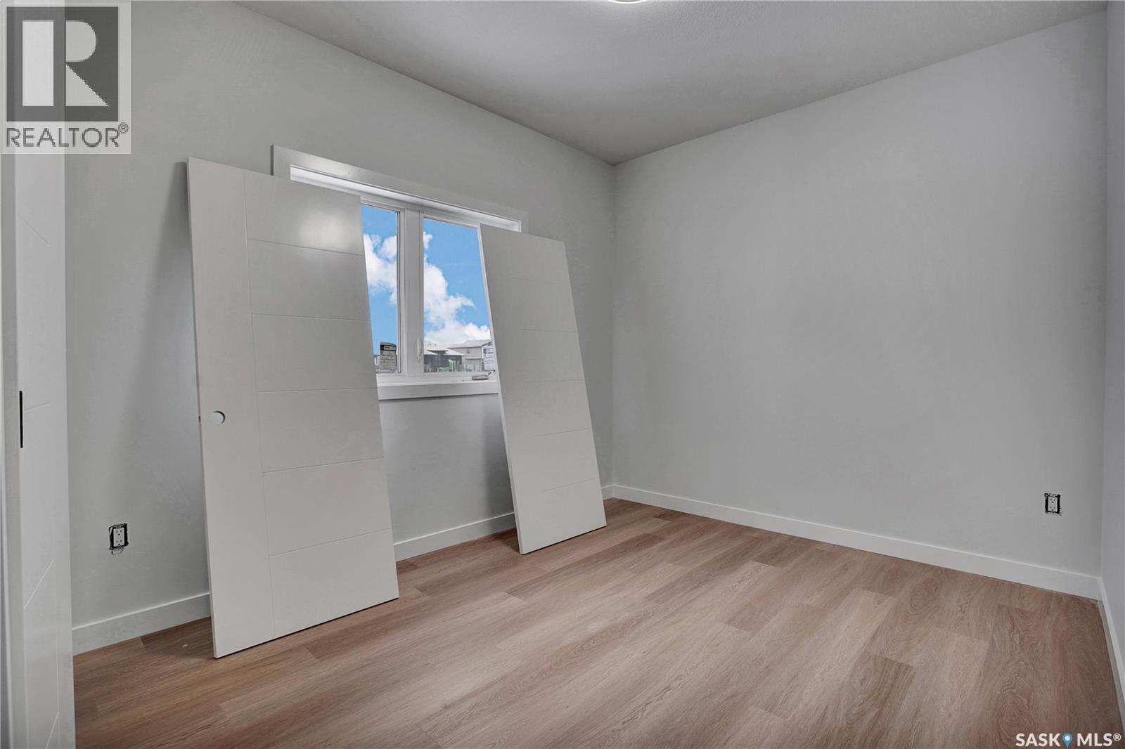 614 Casper Cove, Warman, SK - Indoor Photo Showing Other Room