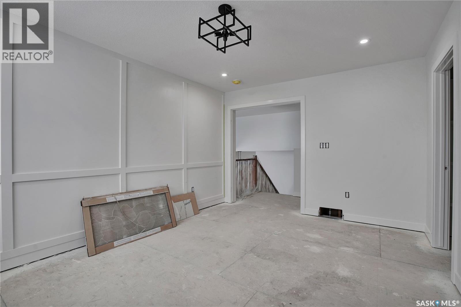 614 Casper Cove, Warman, SK - Indoor Photo Showing Other Room