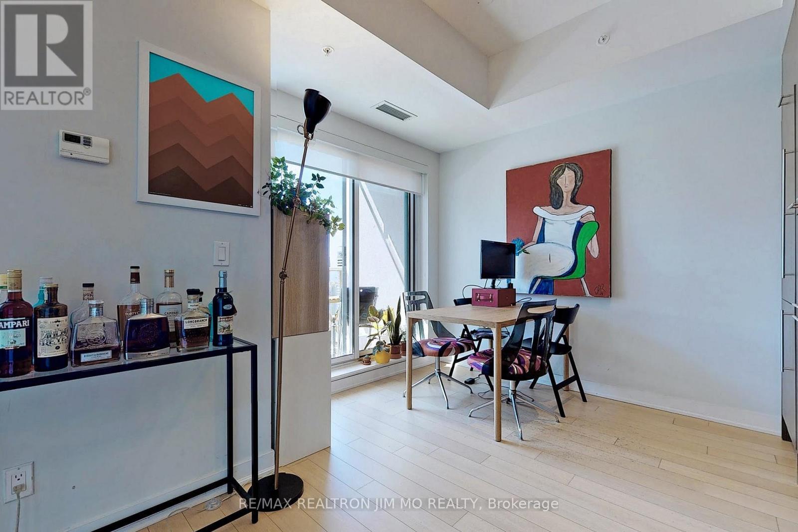 2604 - 199 Richmond Street W, Toronto, ON - Indoor