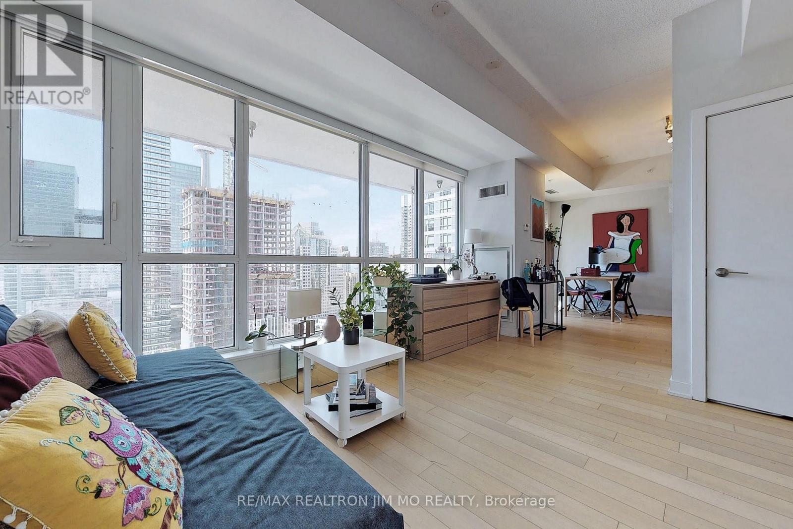 2604 - 199 Richmond Street W, Toronto, ON - Indoor