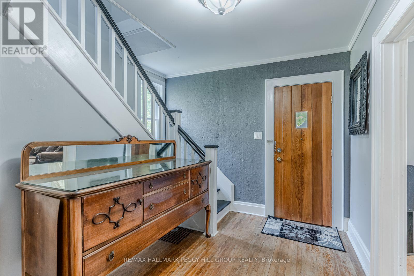 66 Richard Street, Tay, ON - Indoor Photo Showing Other Room