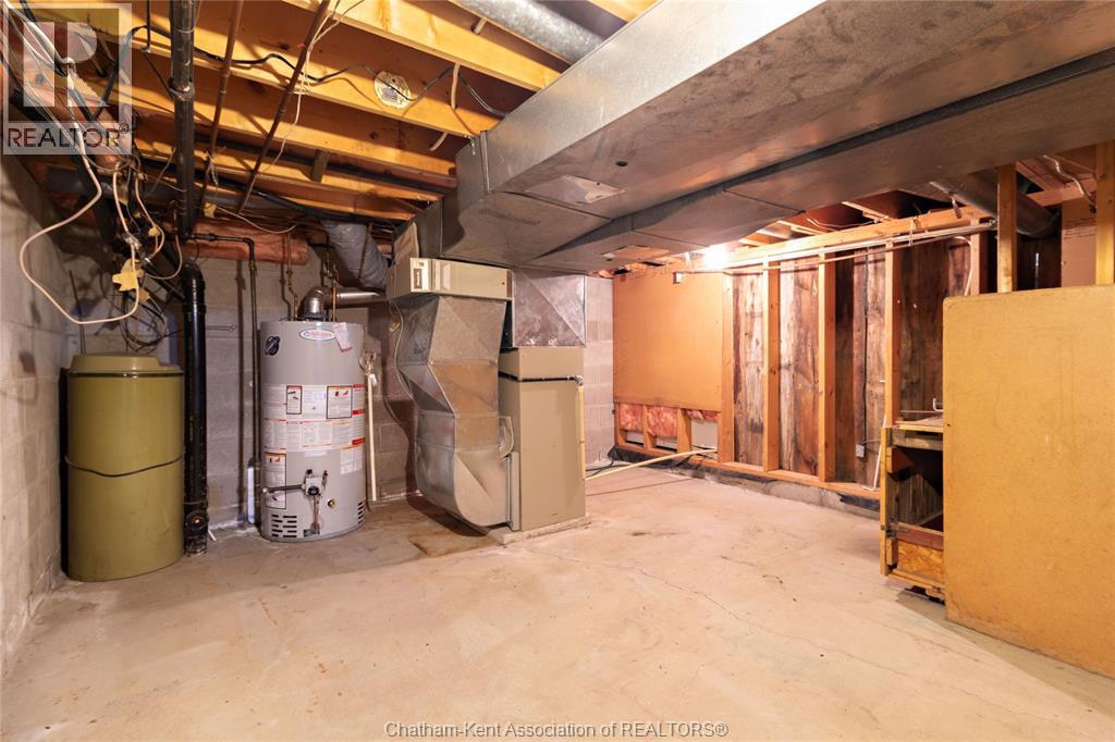 251 Merritt Avenue, Chatham, ON - Indoor Photo Showing Basement