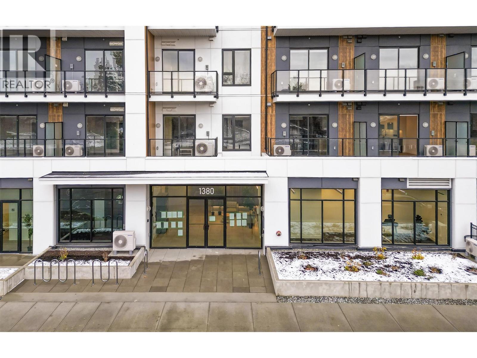 1380 Pridham Avenue Unit# 203, Kelowna, BC - Outdoor