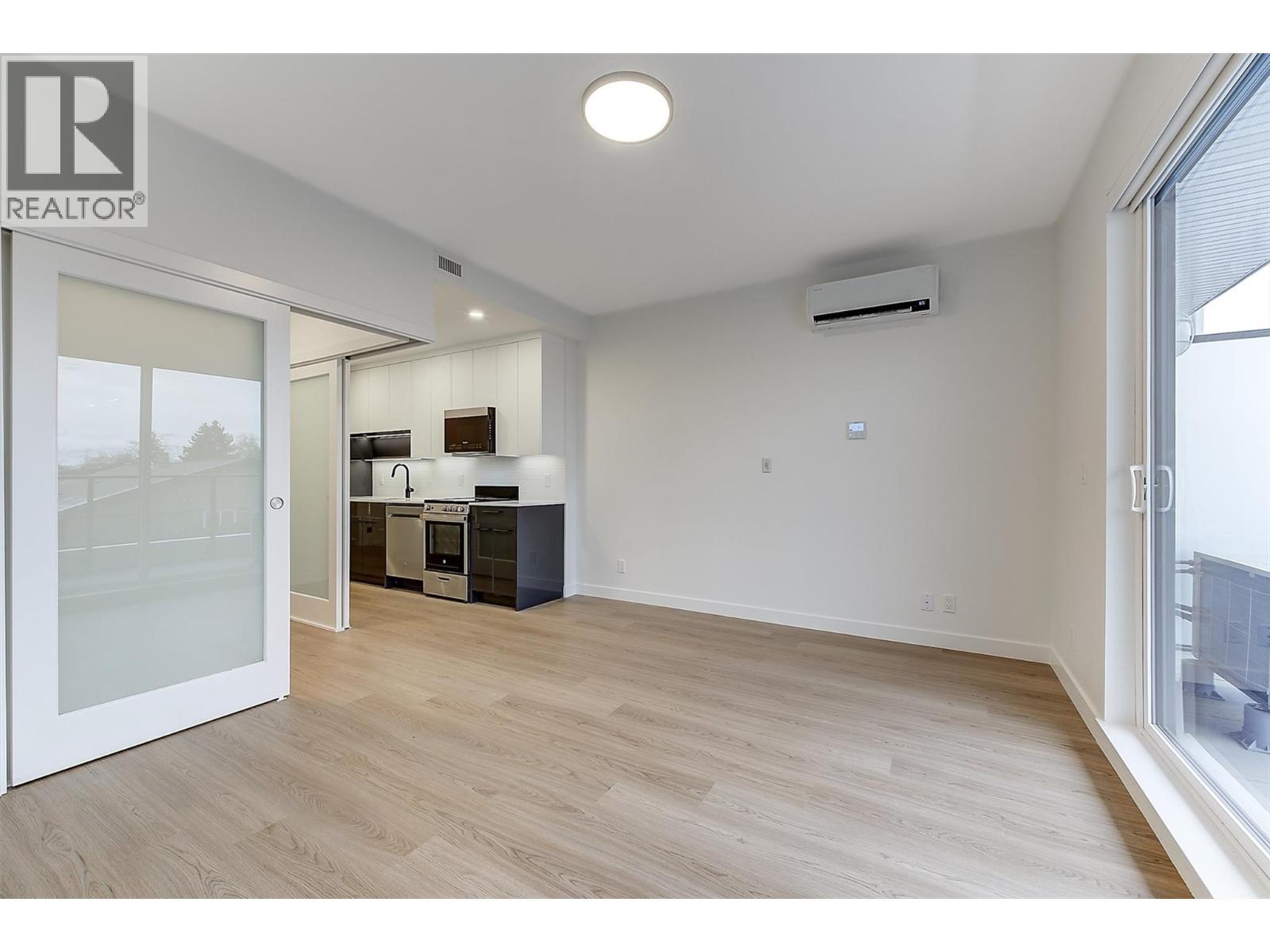 1380 Pridham Avenue Unit# 203, Kelowna, BC - Indoor