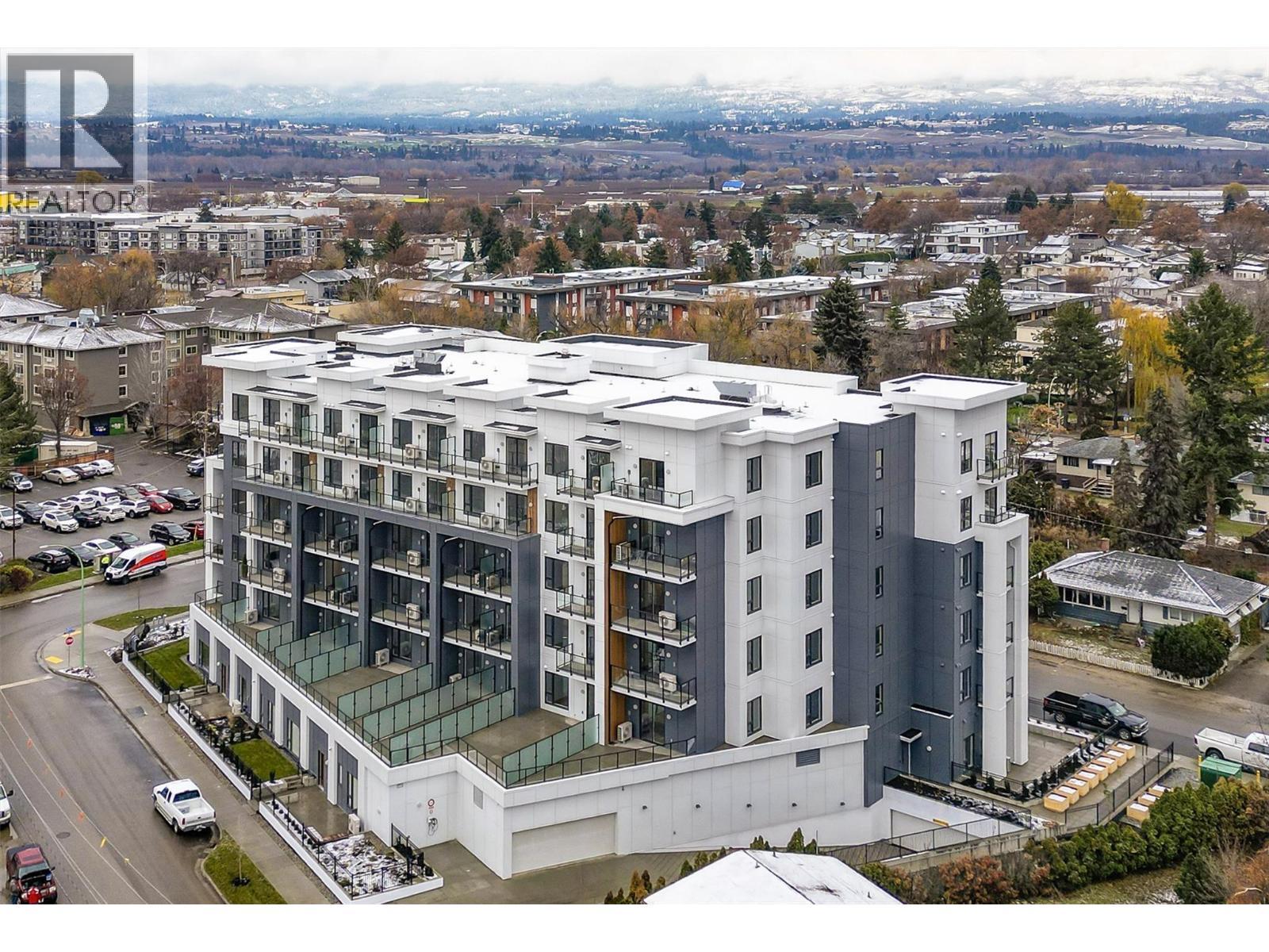1380 Pridham Avenue Unit# 203, Kelowna, BC - Outdoor With View