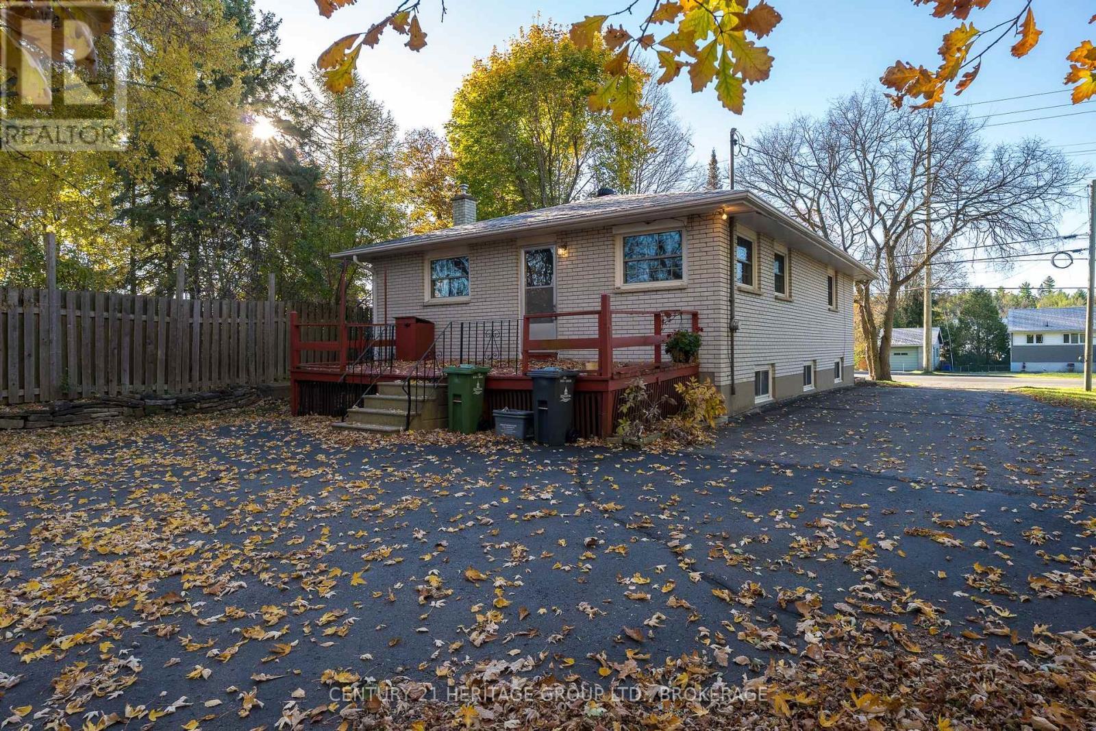 3544 Princess Street, Kingston (City Northwest), ON - Outdoor