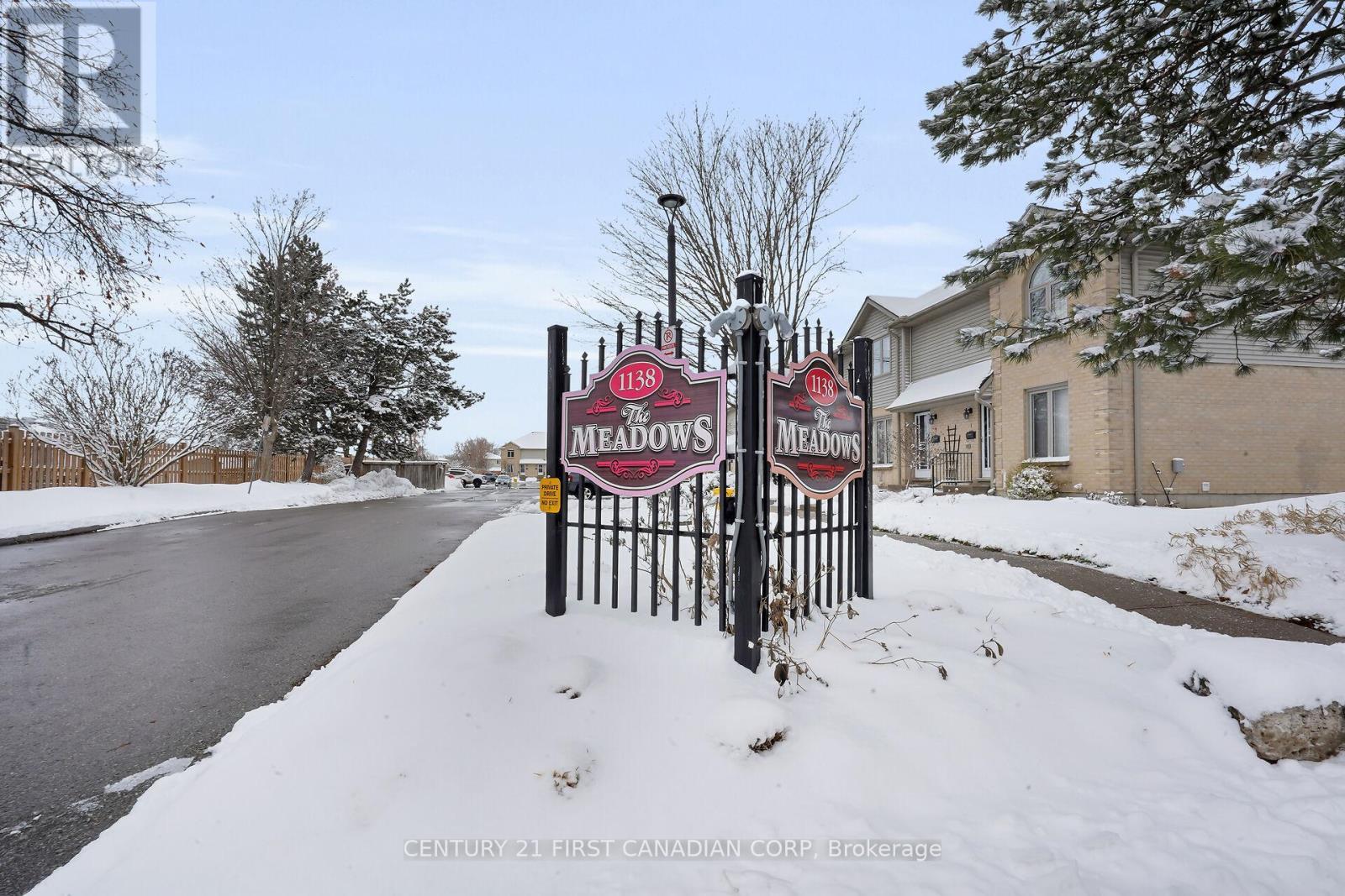 18 - 1138 Kipps Lane E, London East (East A), ON - Outdoor With Facade