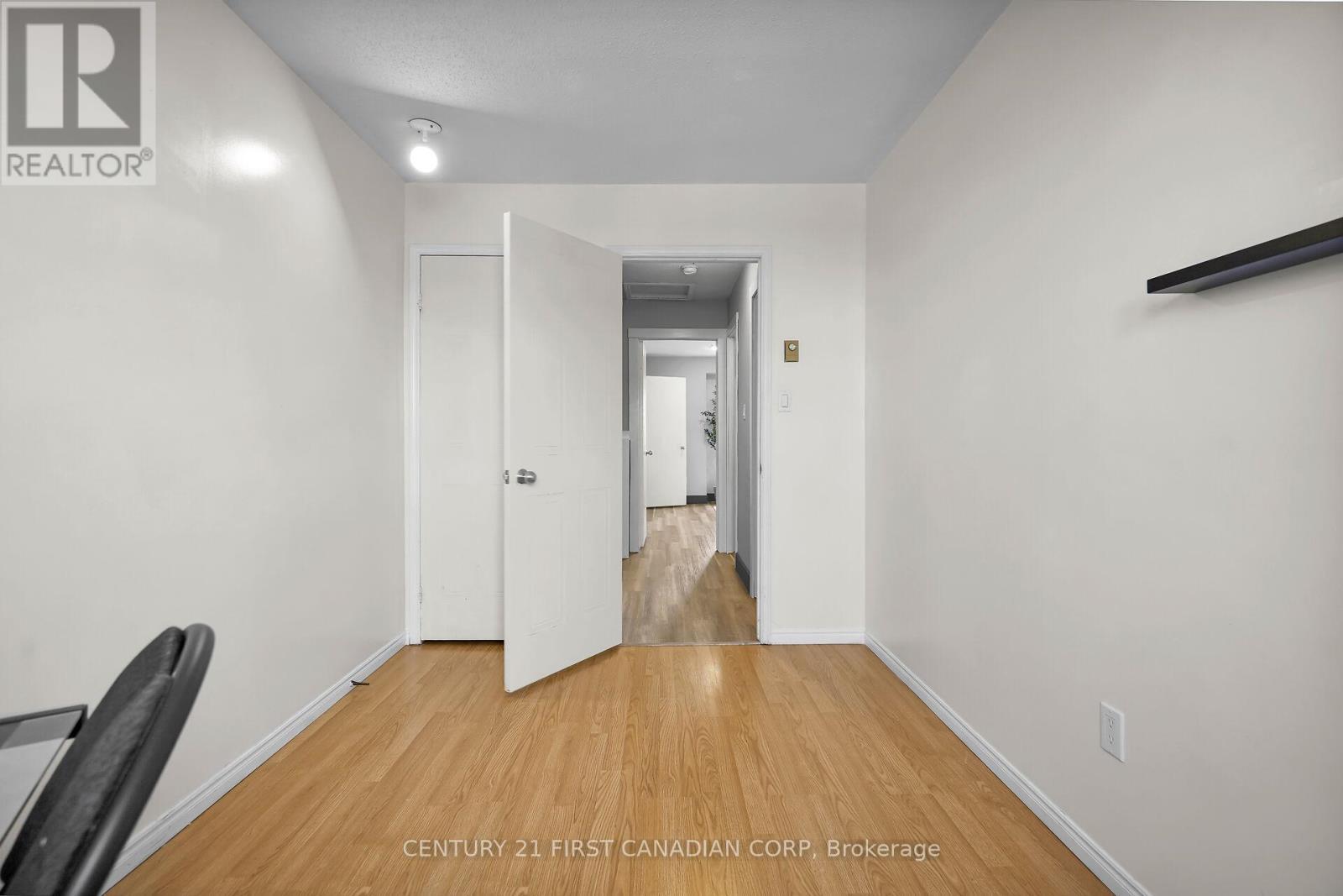 18 - 1138 Kipps Lane E, London East (East A), ON - Indoor Photo Showing Other Room