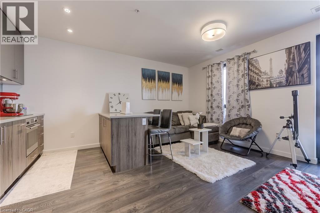 181 King Street S Unit# 1811, Waterloo, ON - Indoor