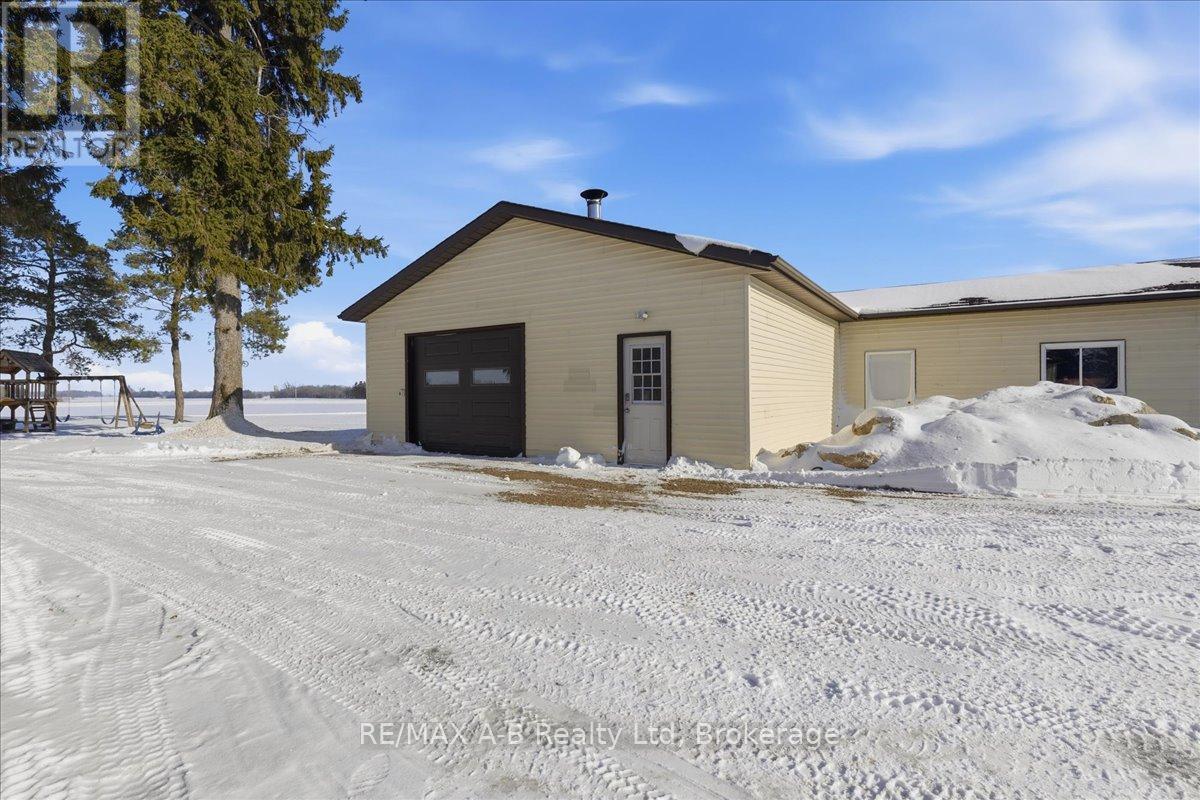 5145 Perth Line 44, Perth South (Sebringville), ON - Outdoor