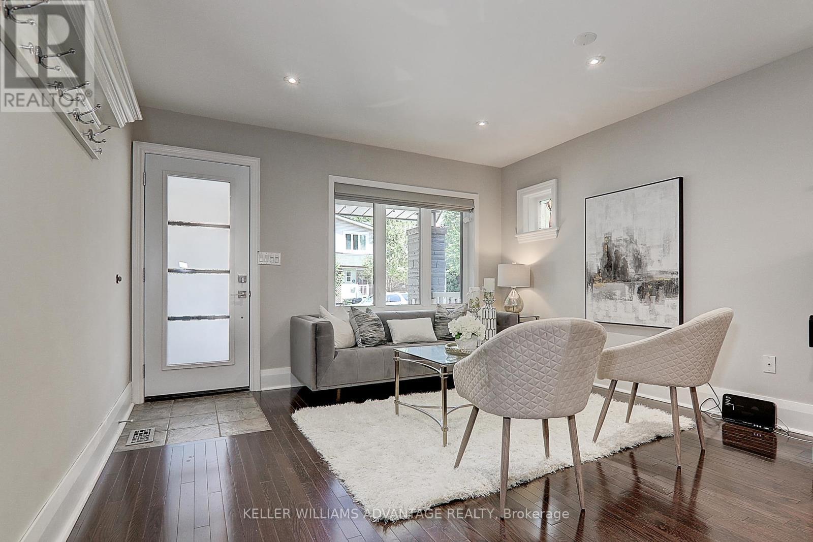 167 Queensdale Avenue, Toronto, ON - Indoor