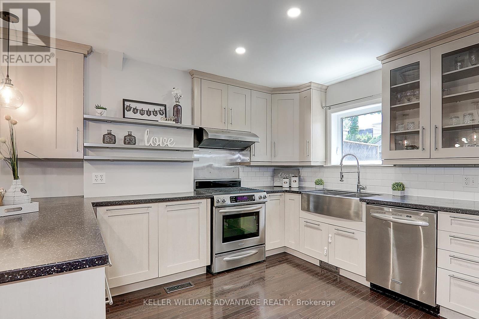 167 Queensdale Avenue, Toronto, ON - Indoor Photo Showing Kitchen