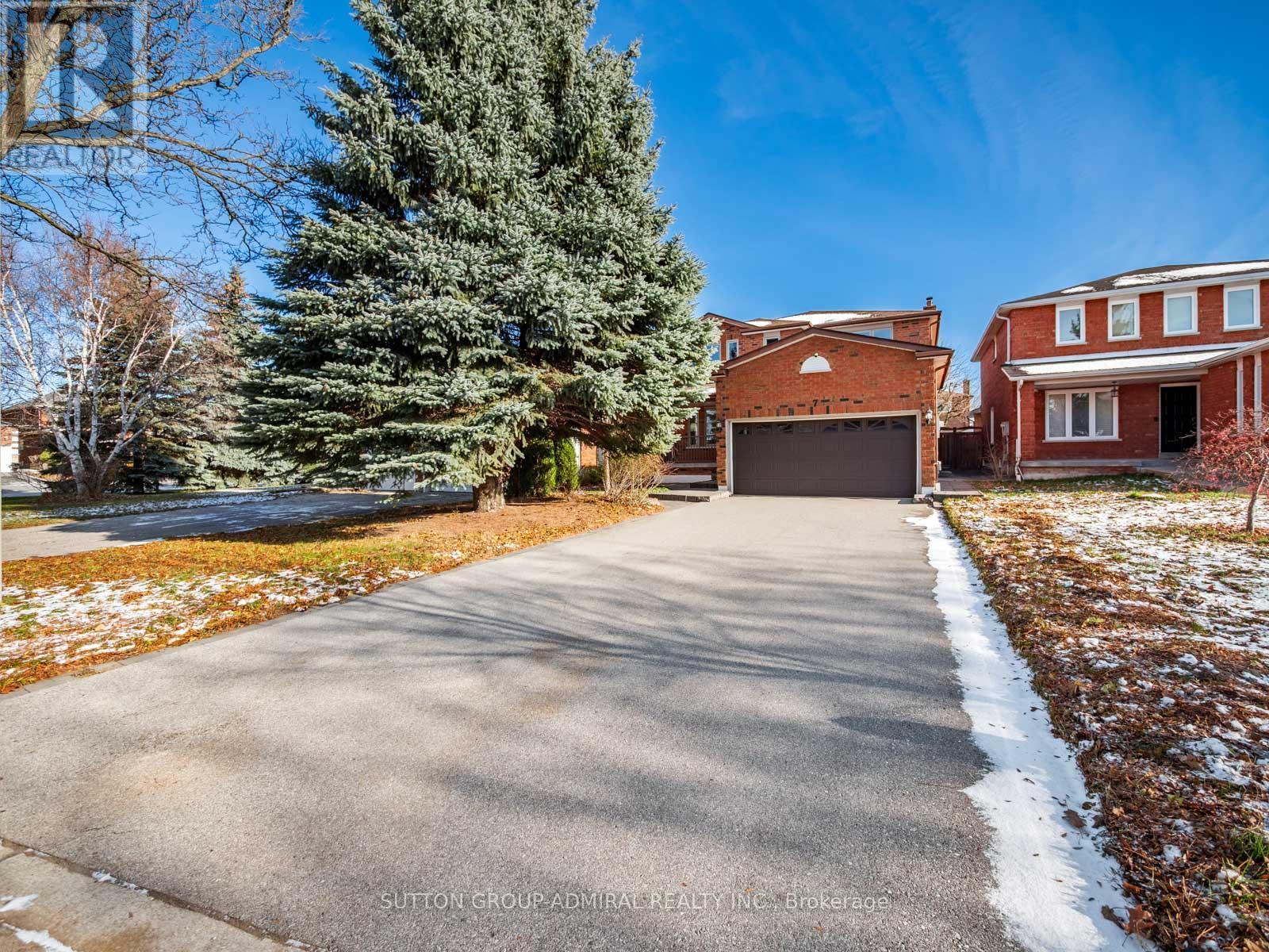 7 San Marko Place, Vaughan, ON - Outdoor