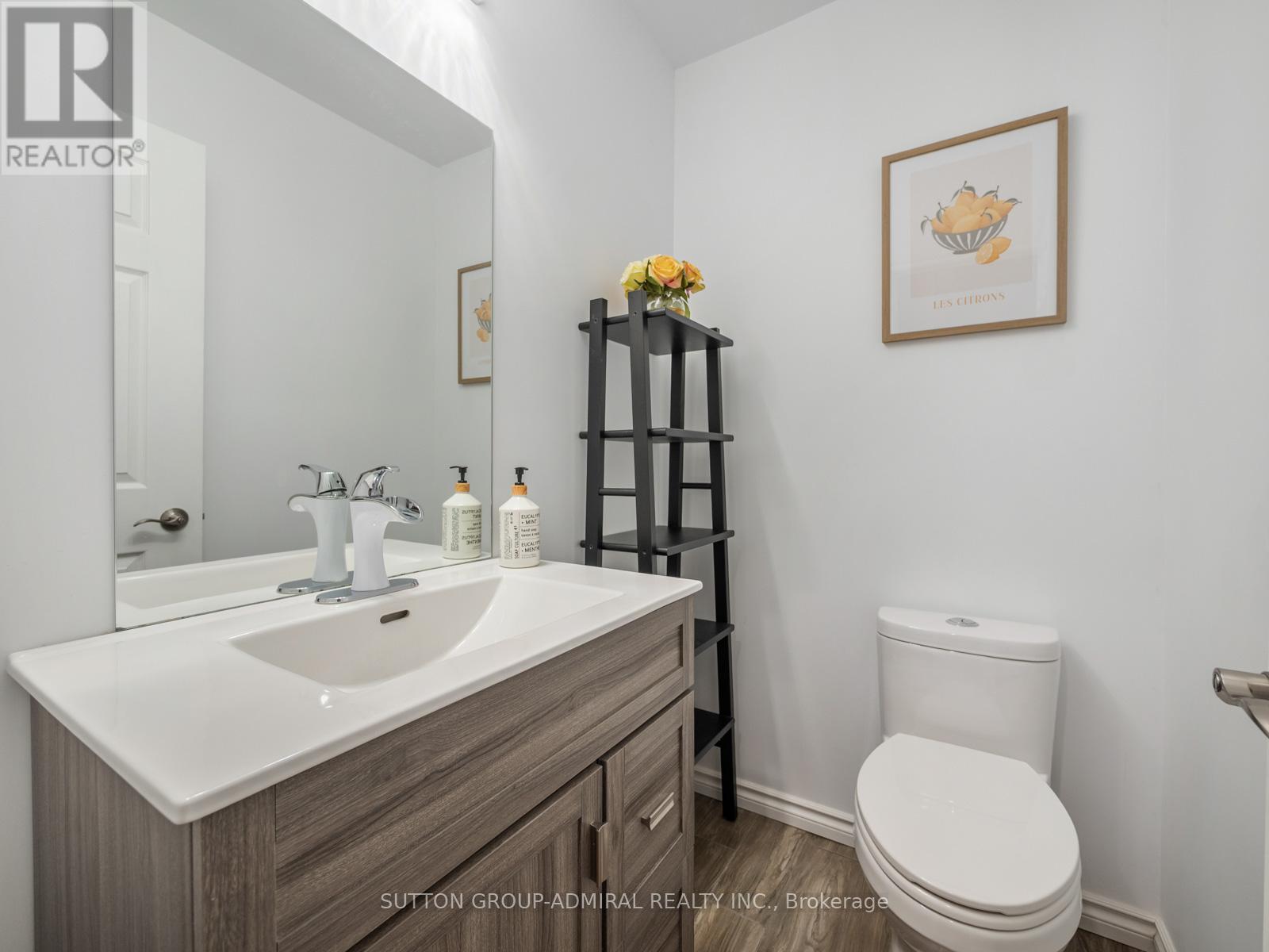 7 San Marko Place, Vaughan, ON - Indoor Photo Showing Bathroom