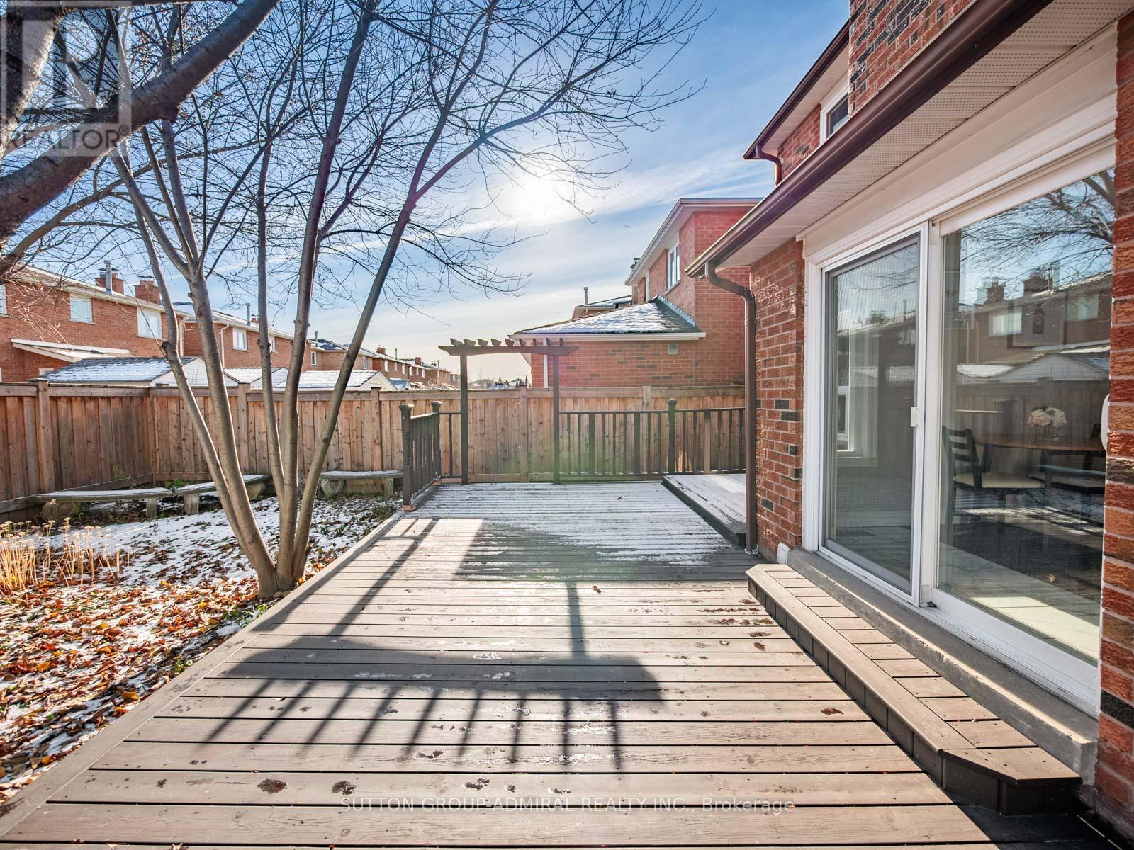 7 San Marko Place, Vaughan, ON - Outdoor With Deck Patio Veranda