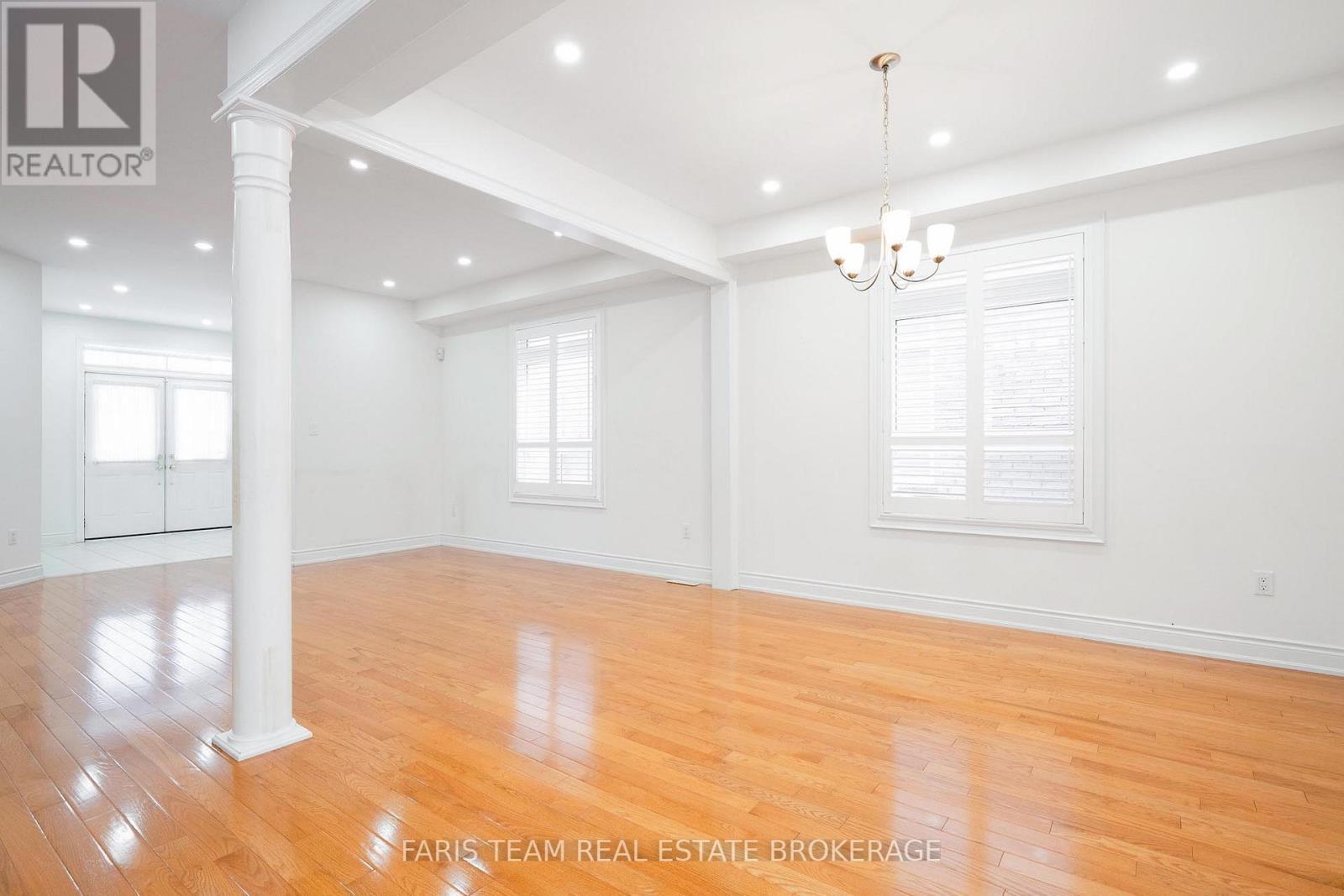 146 Sandringham Drive, Barrie, ON - Indoor Photo Showing Other Room