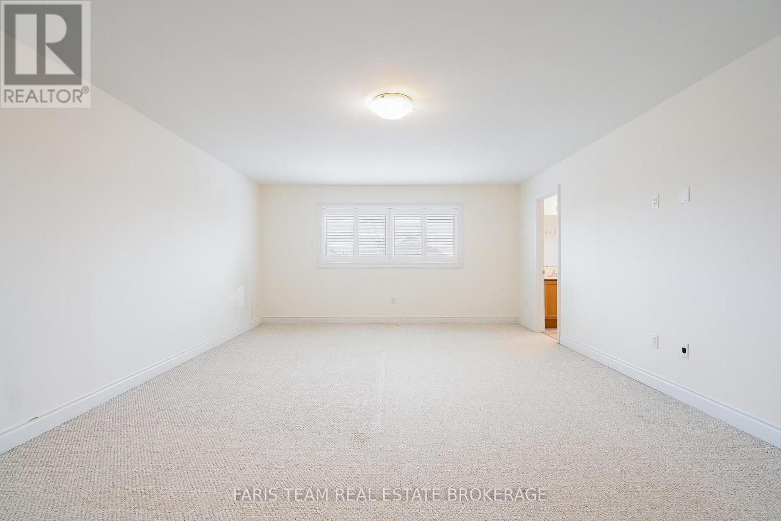 146 Sandringham Drive, Barrie, ON - Indoor Photo Showing Other Room