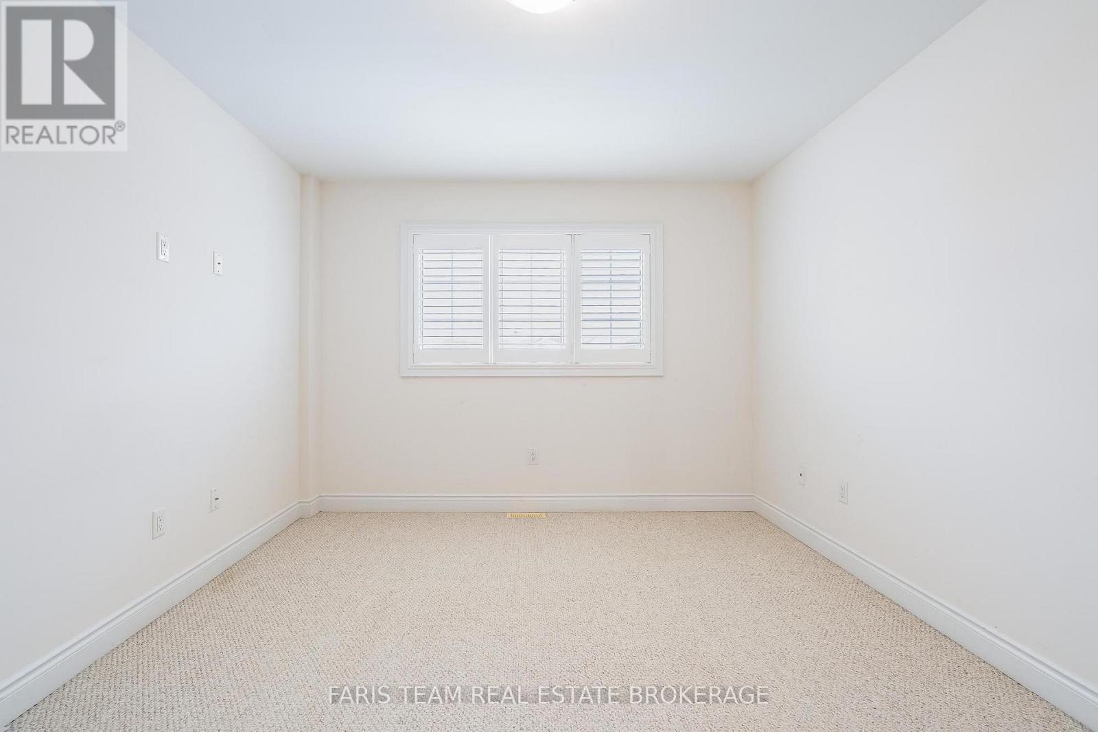 146 Sandringham Drive, Barrie, ON - Indoor Photo Showing Other Room