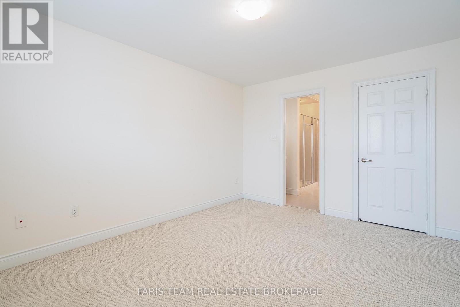 146 Sandringham Drive, Barrie, ON - Indoor Photo Showing Other Room