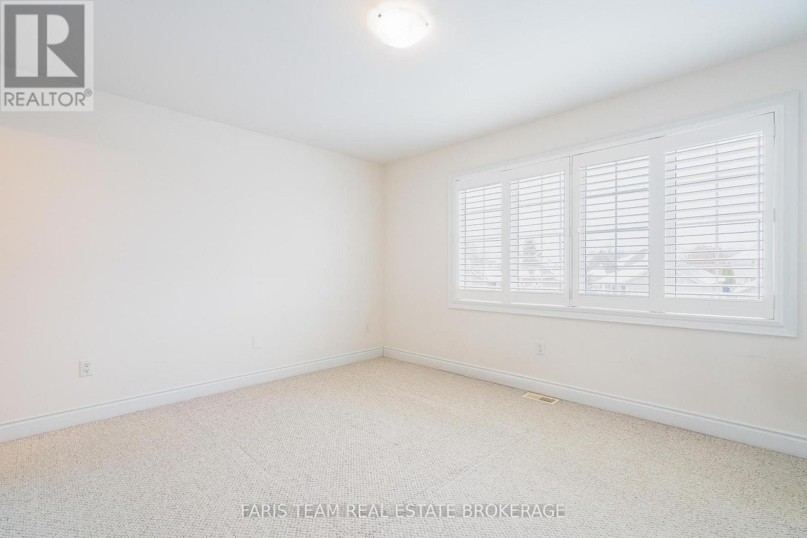 146 Sandringham Drive, Barrie, ON - Indoor Photo Showing Other Room