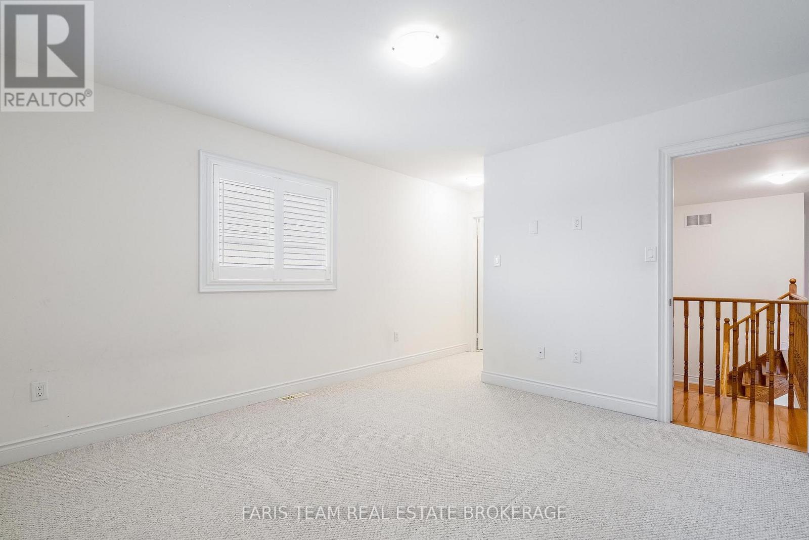 146 Sandringham Drive, Barrie, ON - Indoor Photo Showing Other Room