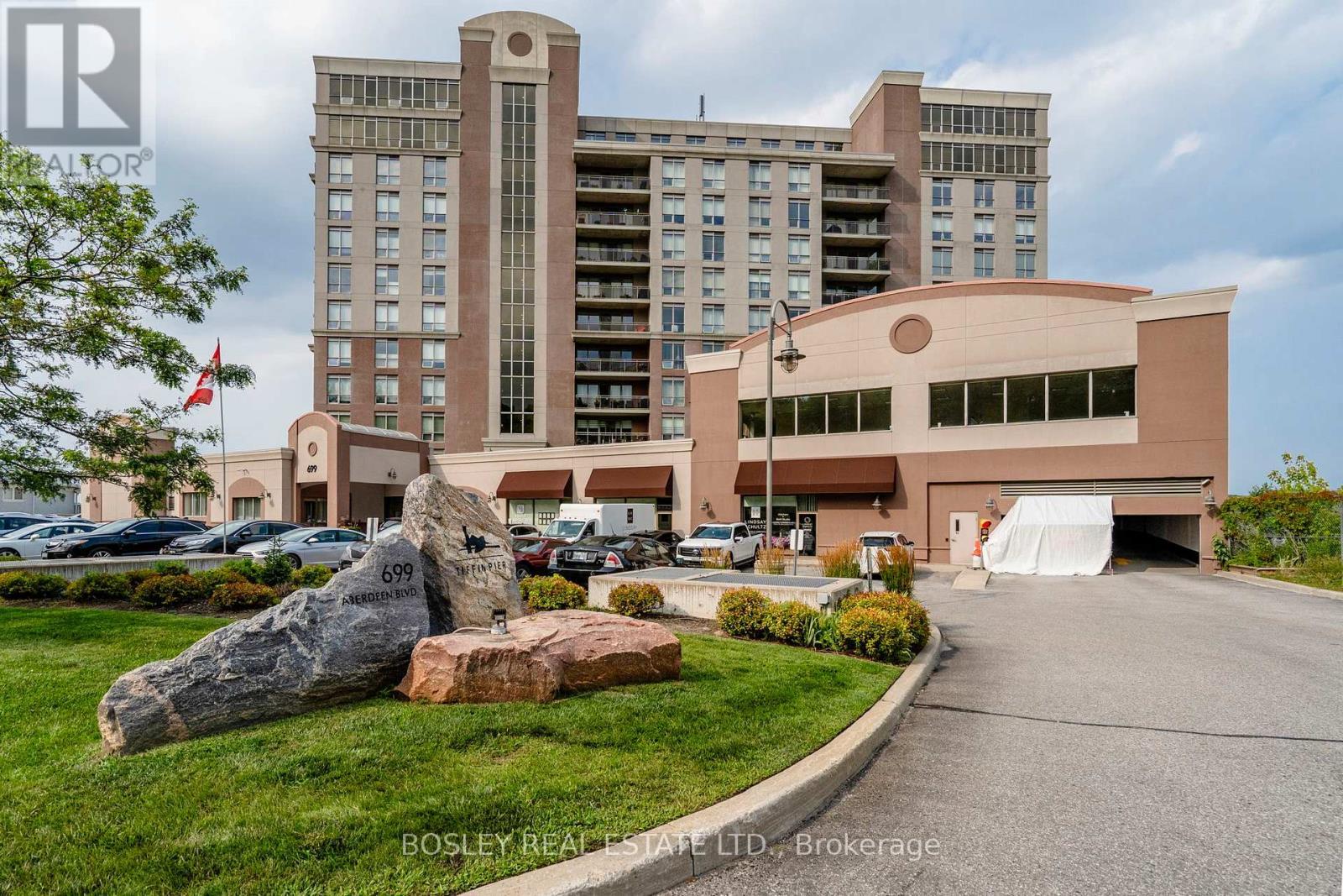 307 - 699 Aberdeen Boulevard, Midland, ON - Outdoor With Balcony With Facade