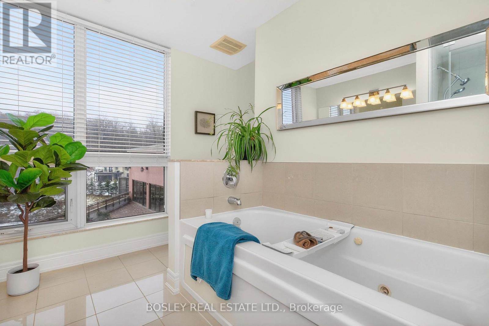 307 - 699 Aberdeen Boulevard, Midland, ON - Indoor Photo Showing Bathroom