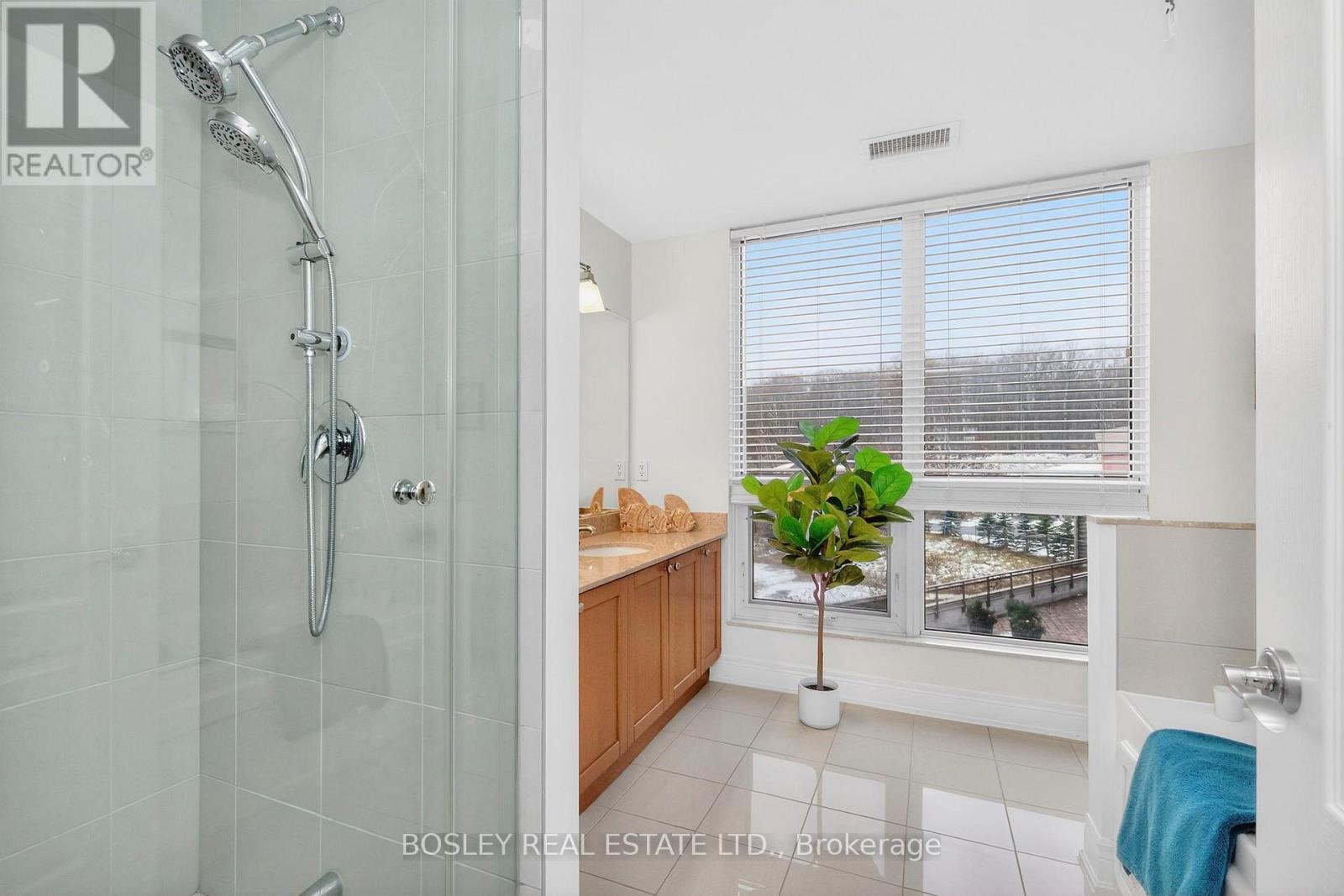 307 - 699 Aberdeen Boulevard, Midland, ON - Indoor Photo Showing Bathroom