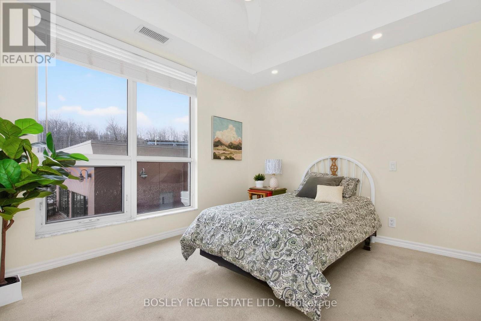 307 - 699 Aberdeen Boulevard, Midland, ON - Indoor Photo Showing Bedroom