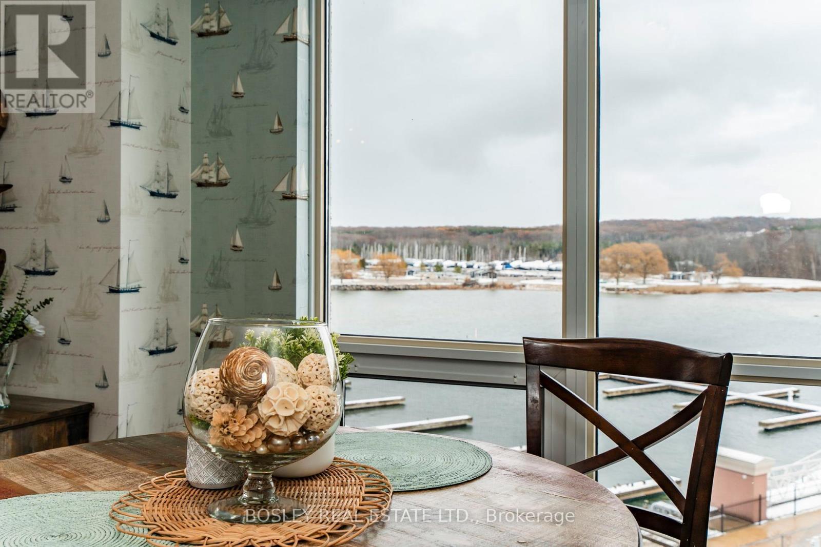 307 - 699 Aberdeen Boulevard, Midland, ON - Indoor Photo Showing Other Room With Body Of Water