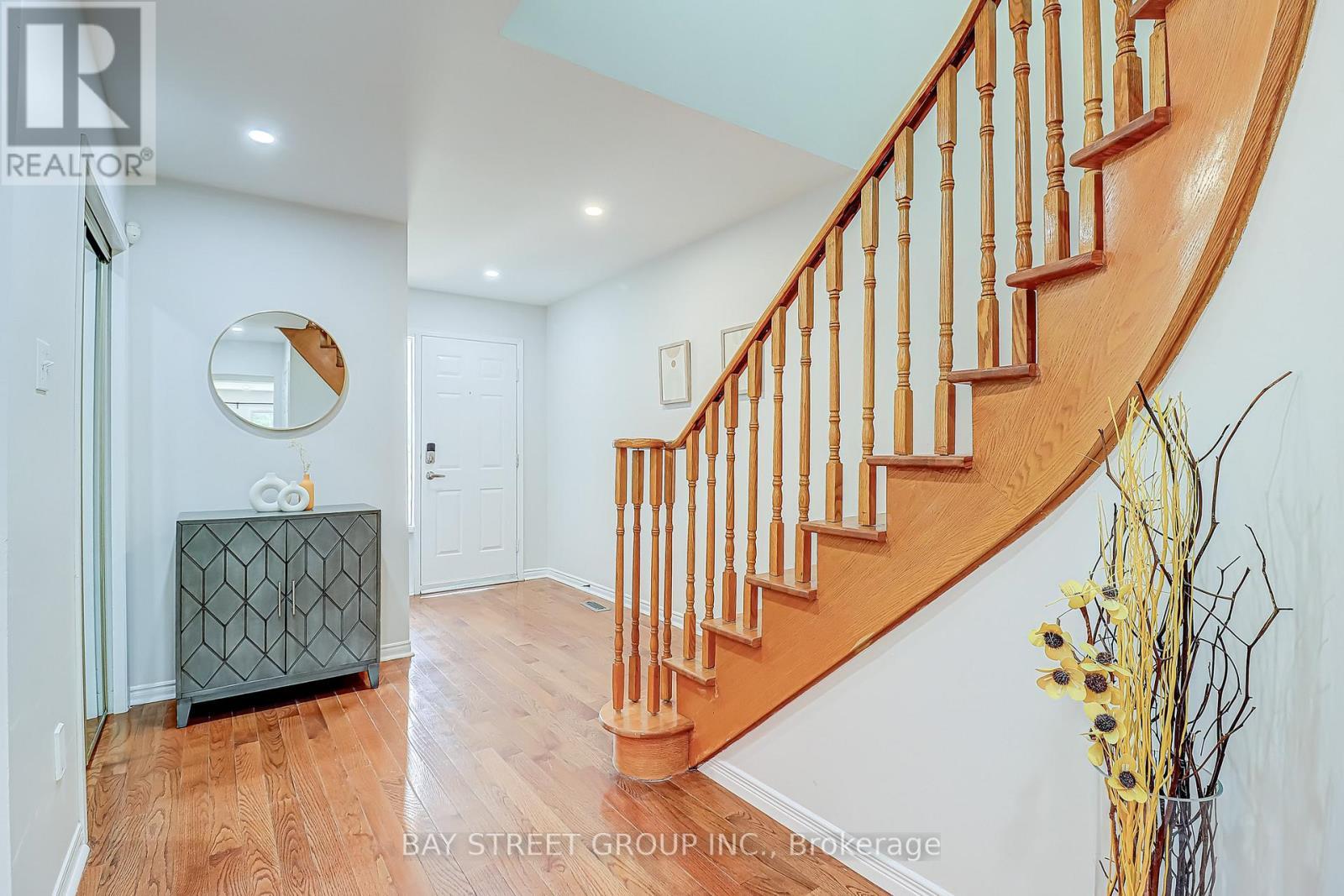 679 Constellation Drive, Mississauga, ON - Indoor Photo Showing Other Room