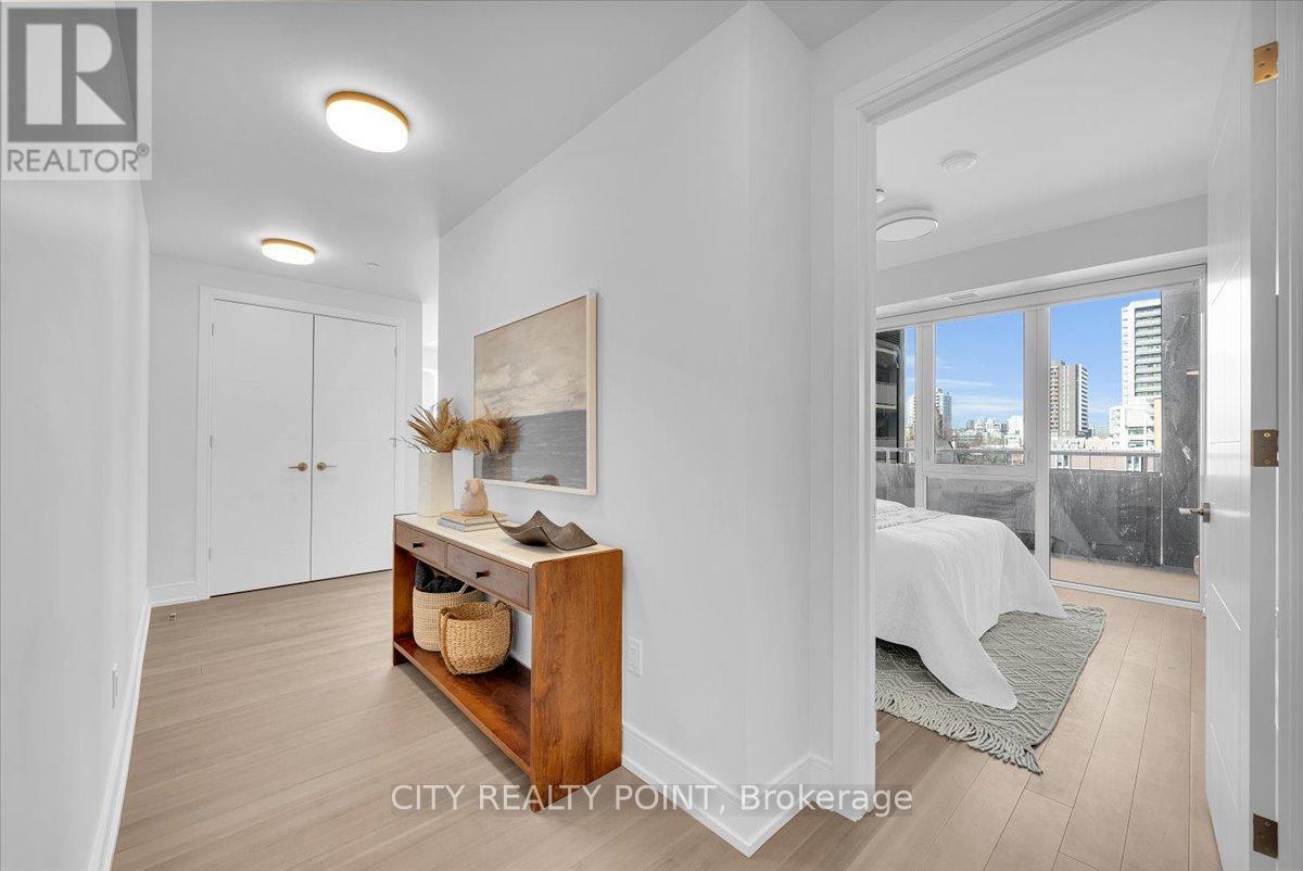 1101 - 664 Spadina Avenue, Toronto, ON - Indoor Photo Showing Other Room