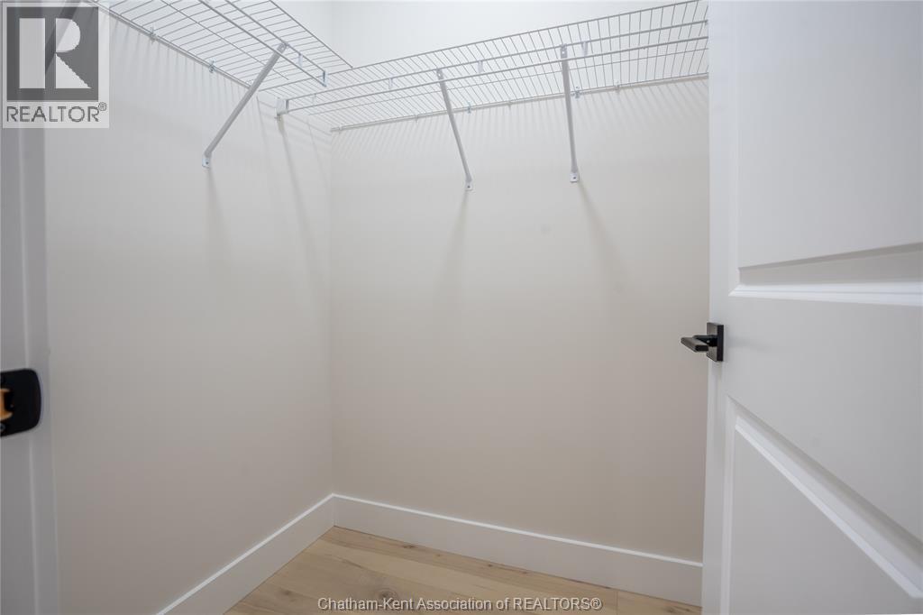 25 Duskridge Road, Chatham, ON - Indoor