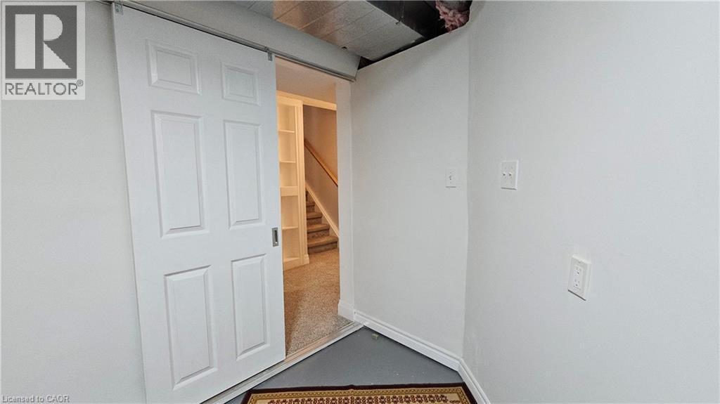 10 Doll Court, Kitchener, ON - Photo Showing Other Room