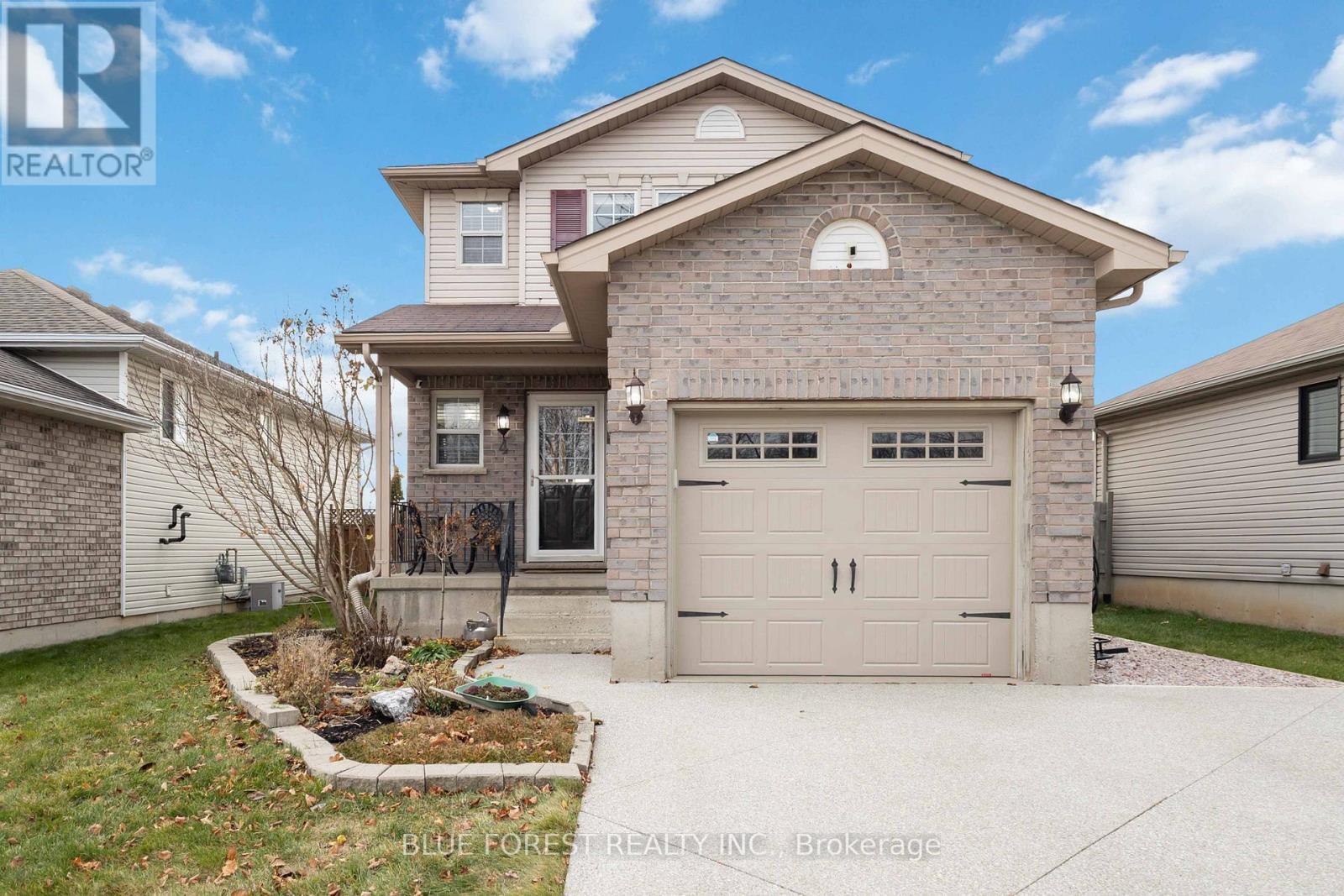 4 Donker Drive, St. Thomas, ON - Outdoor