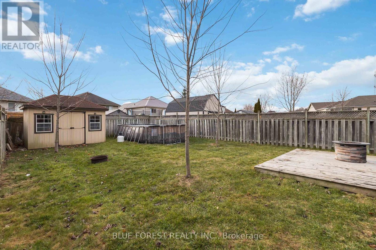 4 Donker Drive, St. Thomas, ON - Outdoor