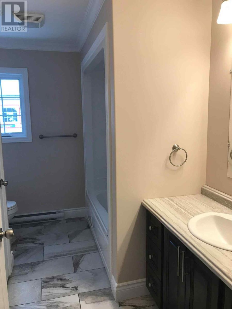 17 Hope Street, Happy Valley- Goose Bay, NL - Indoor Photo Showing Bathroom