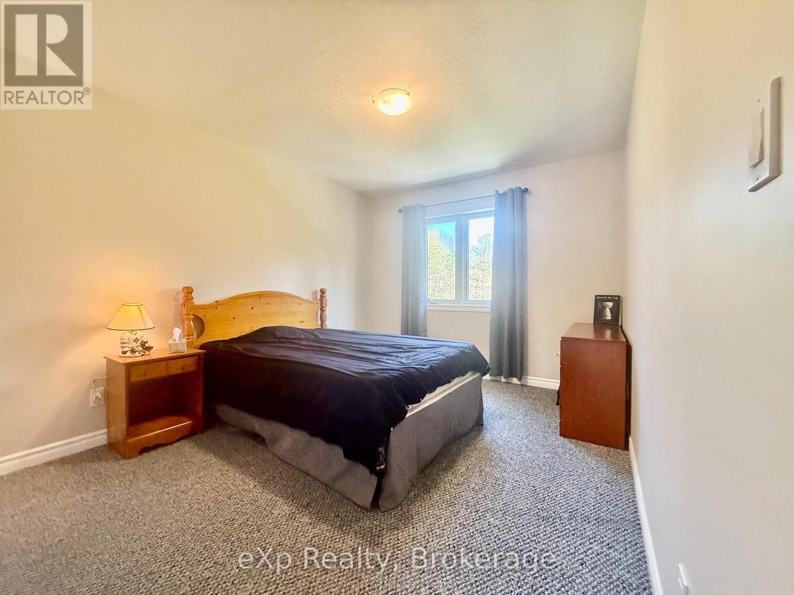 323237 Durham Road E, West Grey, ON - Indoor Photo Showing Bedroom
