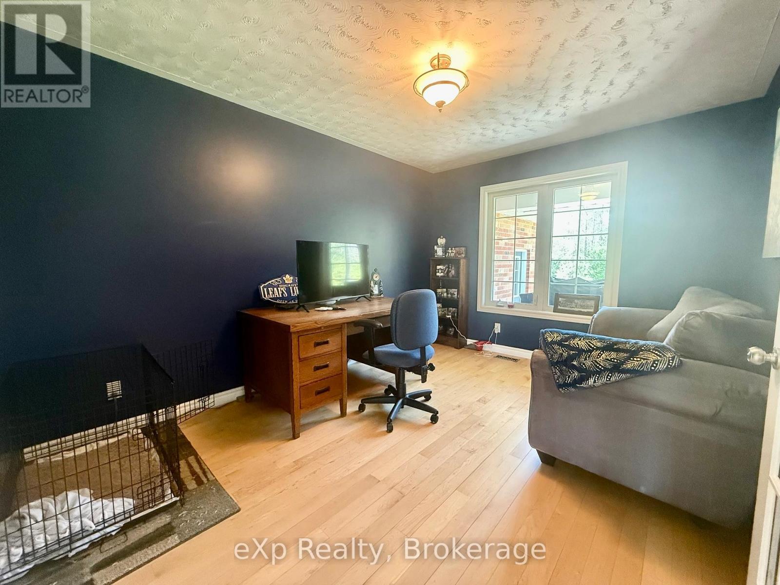 323237 Durham Road E, West Grey, ON - Indoor Photo Showing Other Room