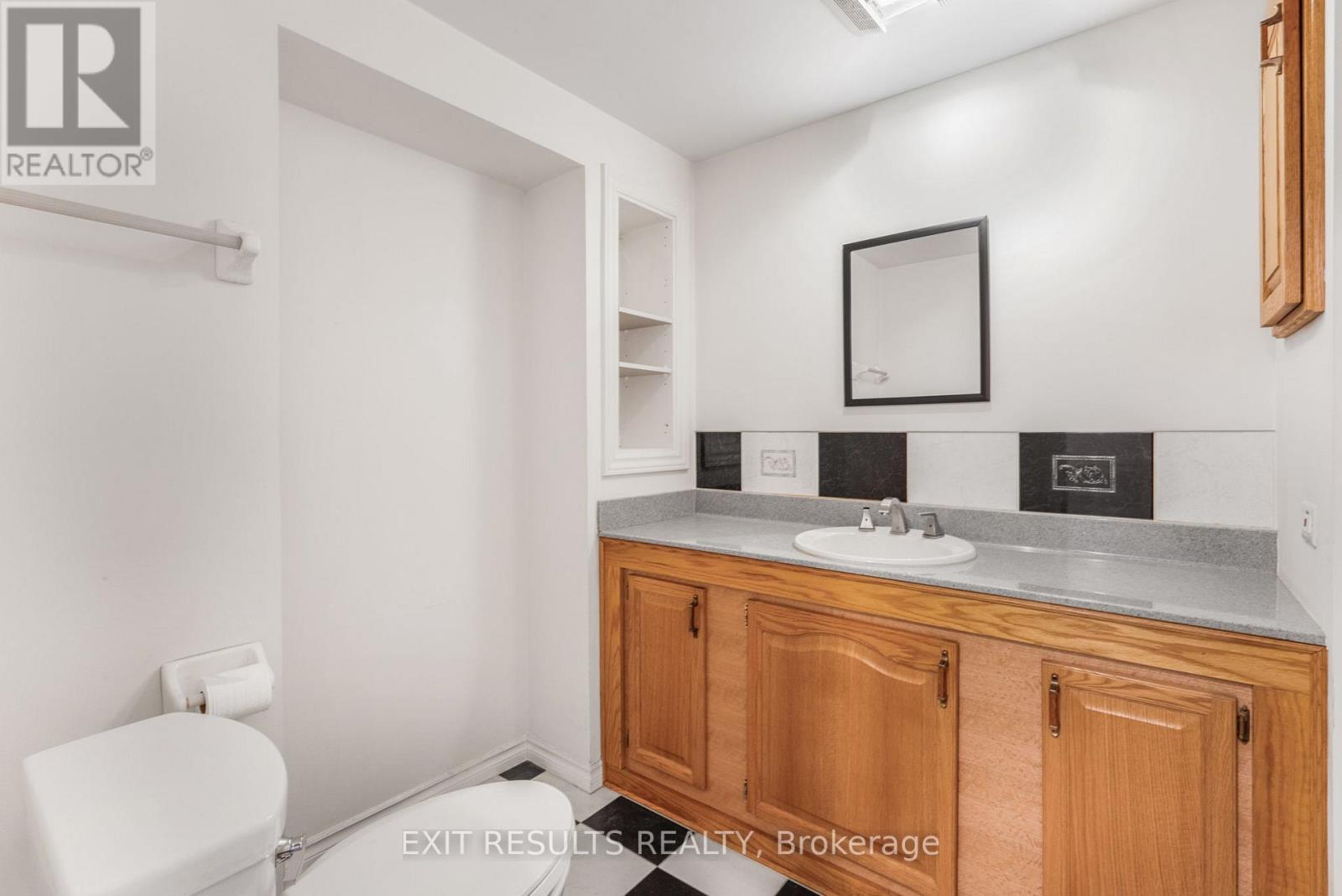 56 Brisson Street, The Nation, ON - Indoor Photo Showing Bathroom