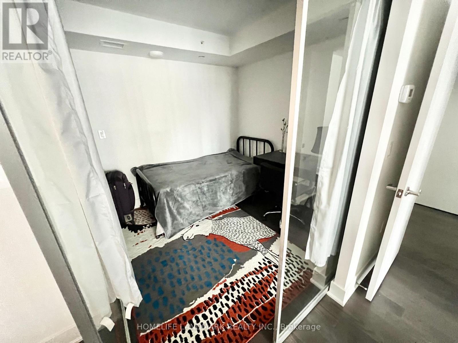 2001 - 955 Bay Street, Toronto, ON - Indoor Photo Showing Other Room