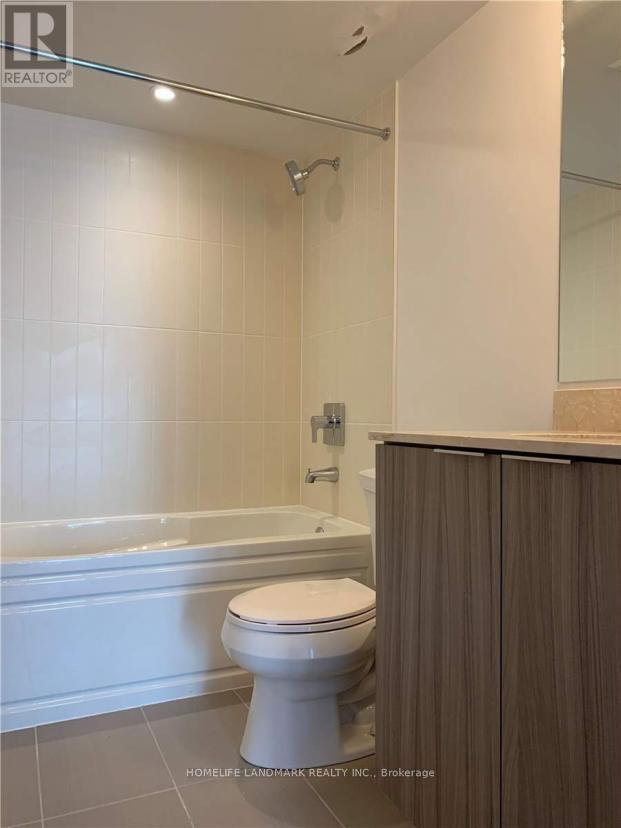 2001 - 955 Bay Street, Toronto, ON - Indoor Photo Showing Bathroom